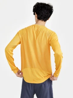 Longsleeve Craft Men Adv Essence LS Tee Calm -The North Kleding Winkel 3 1908754 543000 ADV20Essence20LS20Tee20M Closeup2