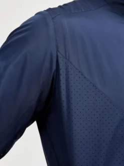 Vest Craft Men Adv Essence Wind Jacket Blaze -The North Kleding Winkel 5 1911443 396000 ADV20Essence20Wind20Jacket20M Closeup4