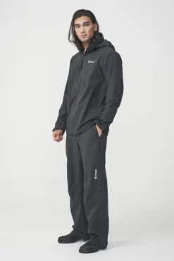 Regenpak Tenson Men Hurricane XP Black -The North Kleding Winkel 5016866 1601447032580 hurricane xp set m 5016866 999 1